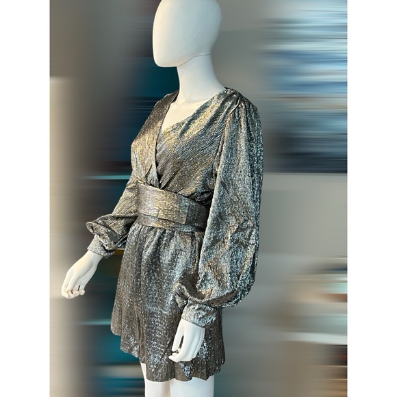 BEULAH Absolutely beautiful metallic silver Surplice dress S M L - Picture 5 of 14
